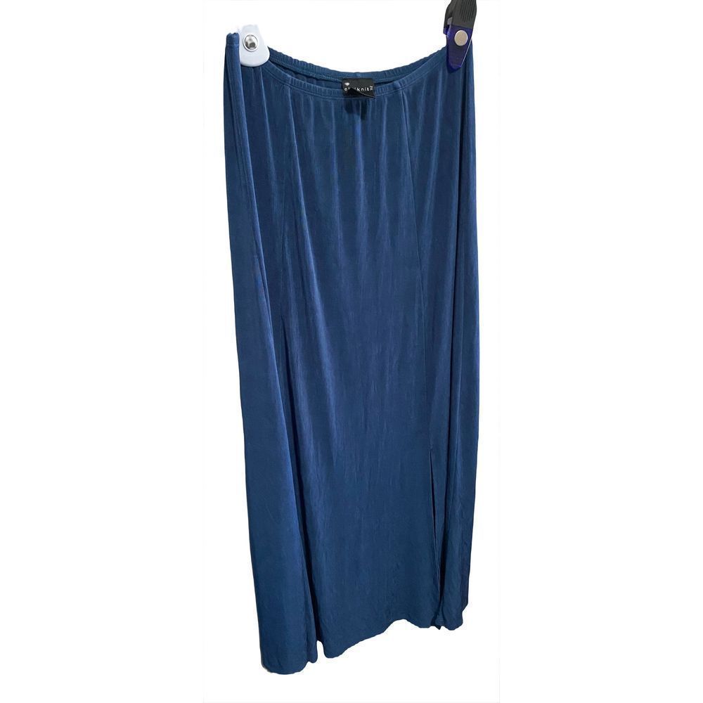 Beautiful Vintage Citiknits Blue  Long Skirt with two Front Slits Size Medium St
